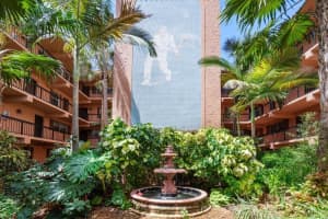 620 Tennis Club Dr 302, Fort Lauderdale, FL 33311 Sold 09/11/23