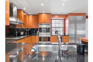 620 Tennis Club Dr 302, Fort Lauderdale, FL 33311 Sold 09/11/23