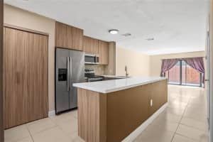 9487 Palm Cir N 9487, Pembroke Pines, FL 33025 Sold 09/19/23