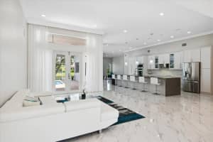 9523 NW 67th Pl, Parkland, FL 33076 Sold 12/15/23