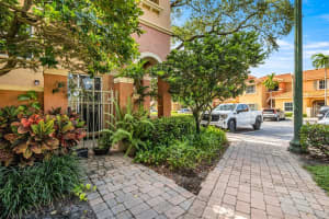 2250 Anchor Ct, Fort Lauderdale, FL 33312 Sold 09/21/23
