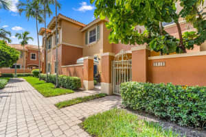 2212 CORAL REEF CT 5608, Dania Beach, FL 33312 Sold 09/18/23