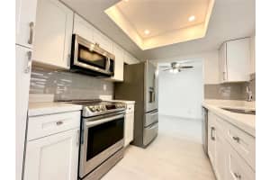 4942 NW 55th Ct, Tamarac, FL 33319 Sold 02/27/24