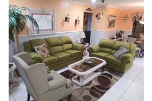 8111 NW 93rd Ter, Tamarac, FL 33321 Sold 10/04/23