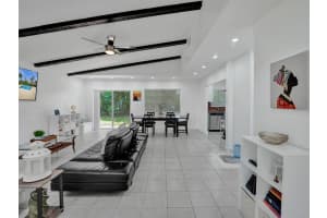 10742 La Placida Dr B-4, Coral Springs, FL 33065 Sold 09/29/23