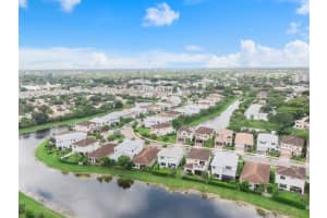 9013 NW 39th St, Coral Springs, FL 33065 Sold 12/05/23