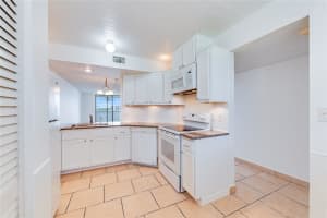 116 LAKE EMERALD DR 201, Oakland Park, FL 33309 Sold 07/25/24