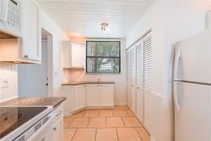 116 LAKE EMERALD DR 201, Oakland Park, FL 33309 Sold 07/25/24