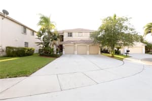 4207 Fox Run Ct, Weston, FL 33331 Sold 09/28/23