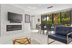 2300 NE 33rd Ave 202, Fort Lauderdale, FL 33305 Sold 10/25/23
