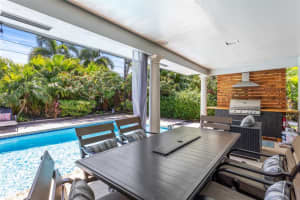 4210 NE 25th Ave, Lighthouse Point, FL 33064 Sold 04/02/24