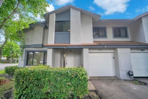 5220 Gate Lake Rd 5220, Tamarac, FL 33319 Sold 09/22/23