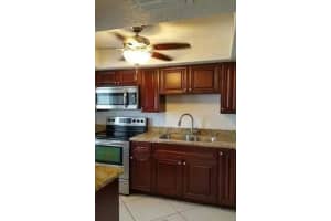 5800 Margate Blvd 725, Margate, FL 33063 Sold 12/05/23