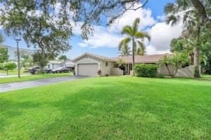 11523 NW 40th CT, Coral Springs, FL 33065 Sold 11/03/23
