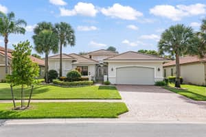 9266 Isles Cay Dr, Delray Beach, FL 33446 Sold 10/03/23
