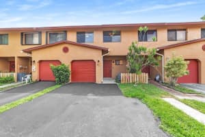 8025 NW 29th St, Sunrise, FL 33322 Sold 10/02/23
