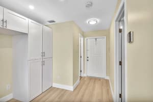 8025 NW 29th St, Sunrise, FL 33322 Sold 10/02/23