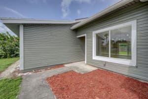 5588 Barnstead Circle, Lake Worth, FL 33467 Sold 09/28/23