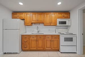 7220 Southgate Blvd 7220, Tamarac, FL 33321 Sold 10/18/23