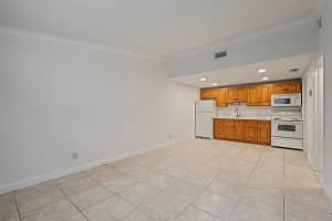 7220 Southgate Blvd 7220, Tamarac, FL 33321 Sold 10/18/23