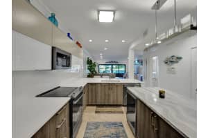 1301 N Riverside Dr 11, Pompano Beach, FL 33062 Sold 10/06/23