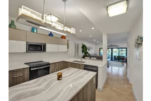1301 N Riverside Dr 11, Pompano Beach, FL 33062 Sold 10/06/23