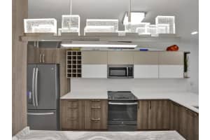 1301 N Riverside Dr 11, Pompano Beach, FL 33062 Sold 10/06/23