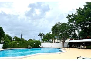 119 Royal Park Dr 3A, Oakland Park, FL 33309 Sold 10/13/23