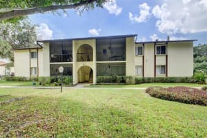 4871 Sable Pine Cir B2, West Palm Beach, FL 33417 Sold 10/12/23