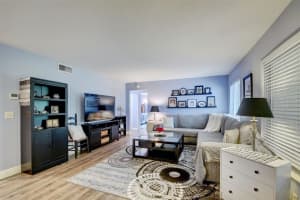 4871 Sable Pine Cir B2, West Palm Beach, FL 33417 Sold 10/12/23