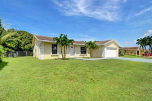204 Bobwhite Rd, Royal Palm Beach, FL 33411 Sold 09/25/23