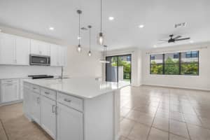 8185 Cinch Way 8185, Lake Worth, FL 33467 Sold 07/24/24