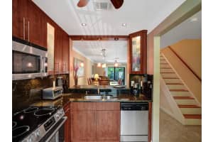 3024 S Oakland Forest Dr APT 3101, Oakland Park, FL 33309, Sold 10/20/23