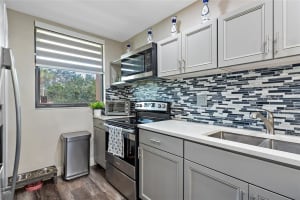 8437 Forest Hills Dr 205, Coral Springs, FL 33065 Sold 11/06/23