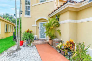12806 SW 54th Ct, Miramar, FL 33027 Sold 01/30/24