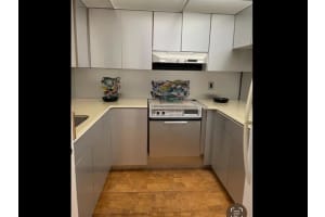 400 NE 20th St 211, Boca Raton, FL 33431 Sold 10/25/23