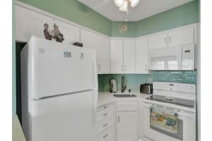 4050 N Ocean Dr 406, Lauderdale By The Sea, FL 33308 Sold 10/10/23