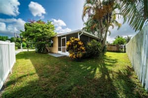 10100 Boynton Place Cir, Boynton Beach, FL 33437 Sold 09/29/23