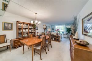 700 S Hollybrook Dr 207, Pembroke Pines, FL 33025 Sold 03/12/24