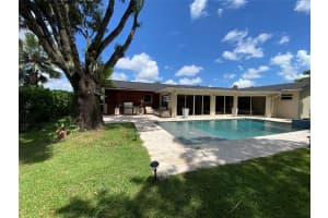 5714 S Bayberry Ln, Tamarac, FL 33319 Sold 10/30/23