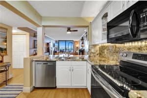 113 Lake Emerald Dr 407, Oakland Park, FL 33309 Sold 05/31/24