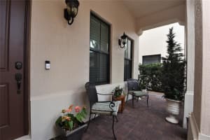 8524 NW 37th Ct, Pembroke Pines, FL 33024 Sold 12/19/23