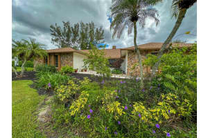 11847 GREEN OAK DR, Davie, FL 33330 Sold 11/15/23