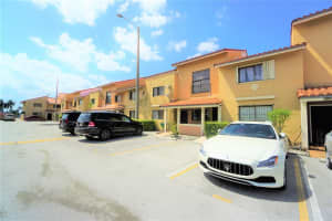 2735 W 62nd St 103, Hialeah, FL 33016 Sold 10/02/23