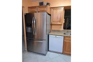 370 NW 76th Ave 303, Margate, FL 33063 Sold 11/21/23