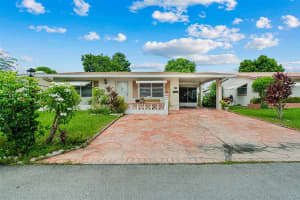 4905 NW 43rd Ter, Tamarac, FL 33319 Sold 01/15/24