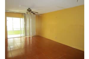5000 NW 36th St 402, Lauderdale Lakes, FL 33319 Sold 09/28/23