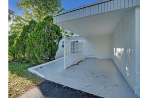 7005 NW 79th St, Tamarac, FL 33321 Sold 12/15/23