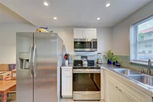 807 W Oakland Park Blvd G5, Oakland Park, FL 33311 Sold 11/28/23