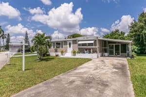 8531 SW 18th Pl, Davie, FL 33324 Sold 10/10/24